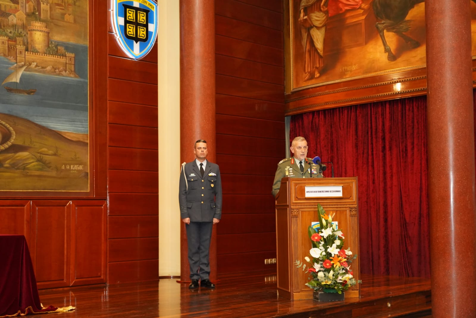 «Δεν απειλούμε κανέναν, όμως δεν υπάρχει περίπτωση να αφήσουμε να χαθεί ούτε ένας κόκκος άμμου»