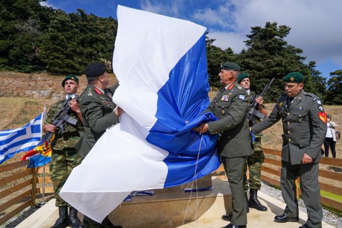 Αποκαλυπτήρια του Μνημείου Πεσόντων Αξιωματικών και Οπλιτών των Ενόπλων Δυνάμεων στο Όρος Κιθαιρώνα