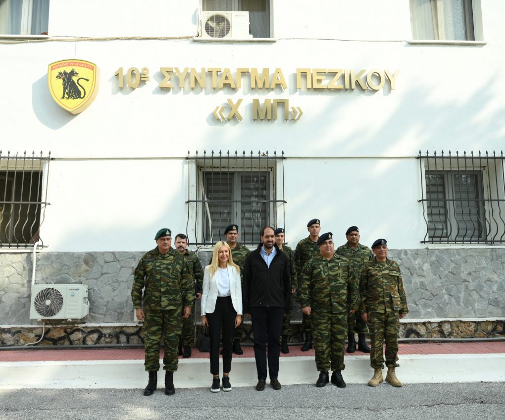 Ο ΥΦΕΘΑ στο 10ο Σύνταγμα Πεζικού στις Σέρρες, στο 567 Μ/Π ΤΠ- ΤΕΘ στο Σιδηρόκαστρο