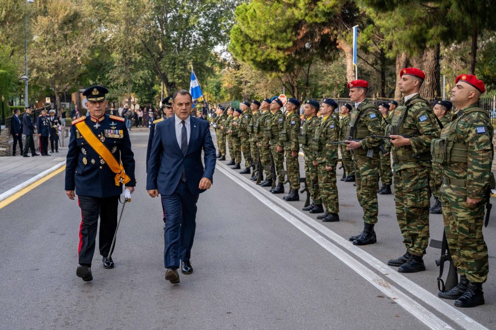 Παρουσία ΥΕΘΑ Νικόλαου Παναγιωτόπουλου στην παρέλαση για την Εθνική Επέτειο της 28ης Οκτωβρίου 1940 στη Θεσσαλονίκη