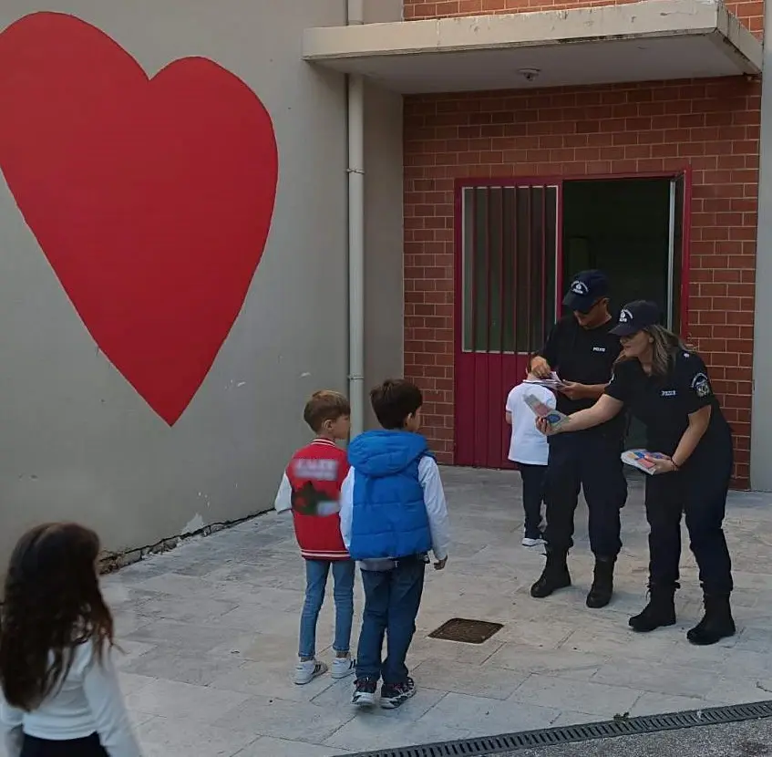 Η Ελληνική Αστυνομία στα δημοτικά σχολεία της Ανατολικής Μακεδονίας και της Θράκης