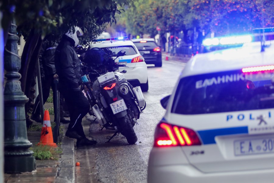 Οικογενειακή τραγωδία στο Νέο Ηράκλειο: Νεκρά δύο αδέρφια μέσα στο σπίτι τους