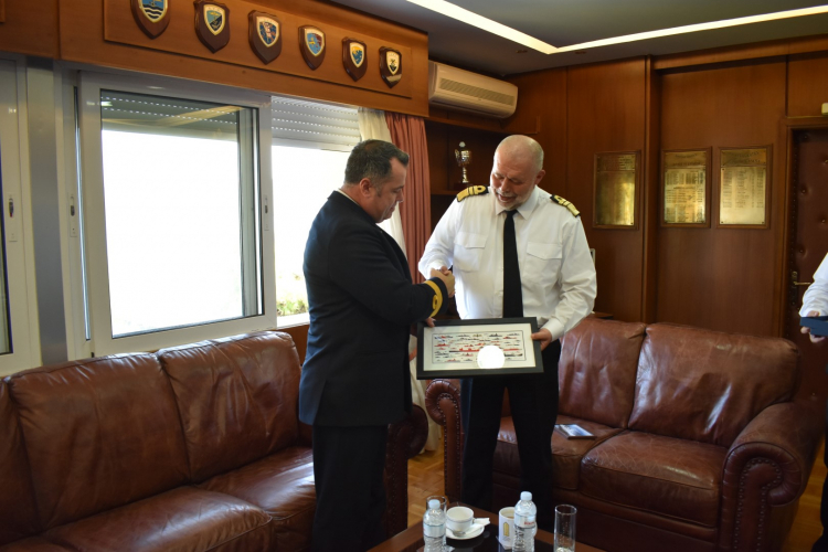 Επίσκεψη του Αρχιπλοίαρχου Tim Neild RN (Commander of the Surface Flotilla) στο Αρχηγείο Στόλου