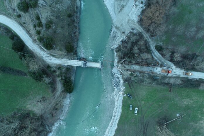 Τοποθέτηση Γέφυρας BAILEY στο Δήμο Μετσόβου από τη ΓΕΕΘΑ/ΜΟΜΚΑ