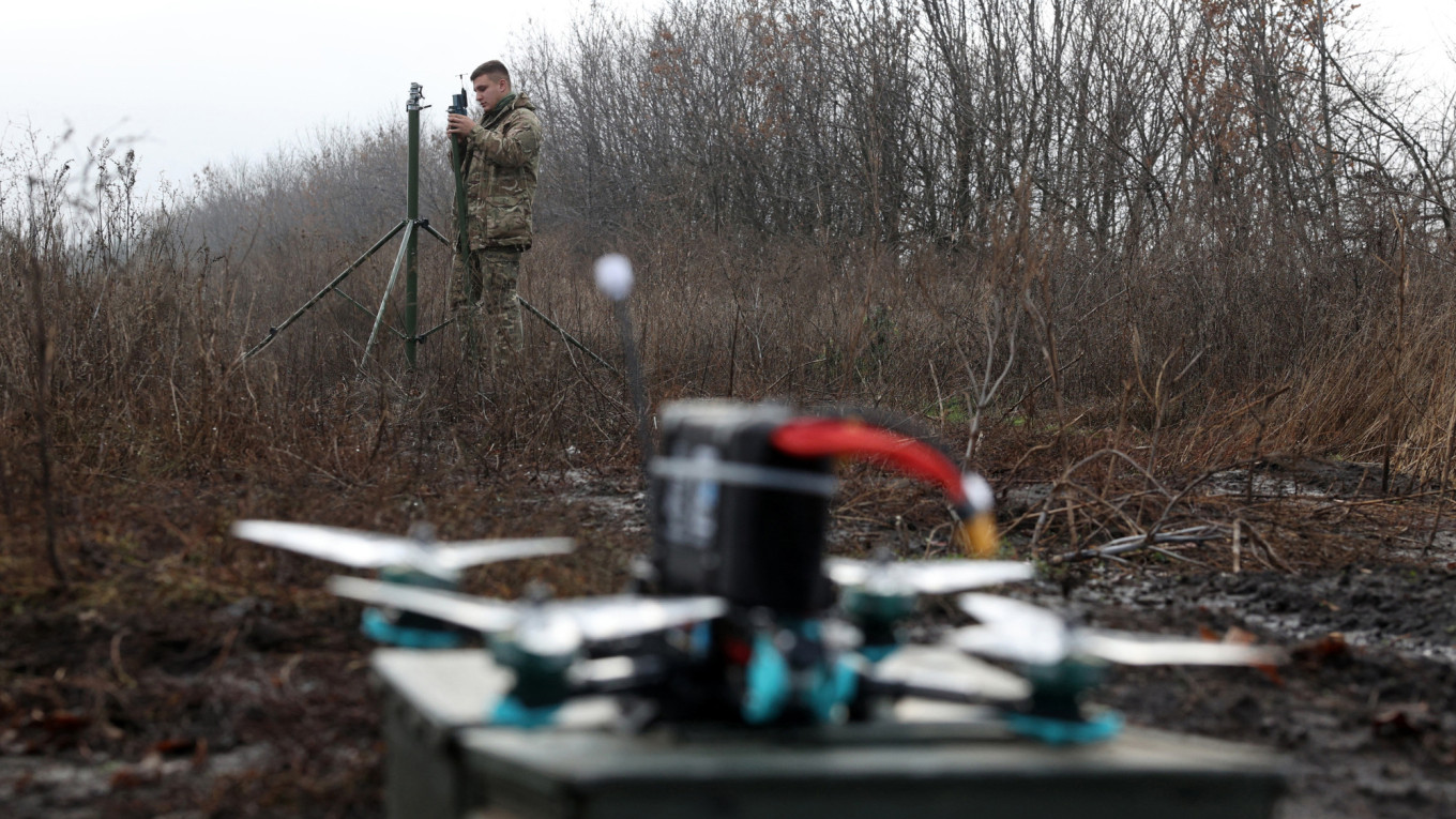 Η ρωσική αντιαεροπορική άμυνα αναχαίτισε drone επάνω από περιοχή της Μόσχας