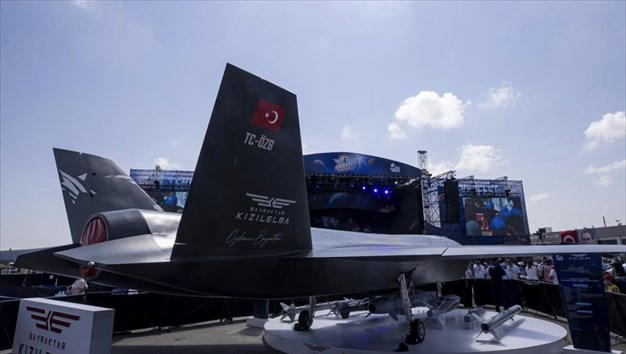 Kızılelma: Παρουσιάστηκε το τουρκικό stealth επιθετικό drone – «Δεν το πουλάμε στους Ρώσους»
