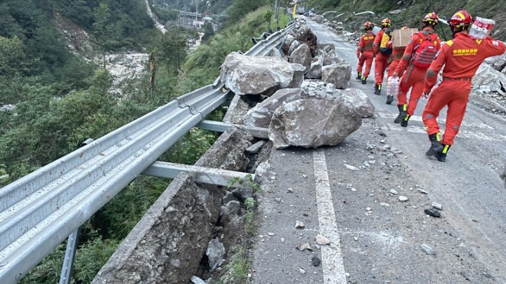 Τουλάχιστον 65 νεκροί από τον σεισμό 6,6 βαθμών στην Κίνα