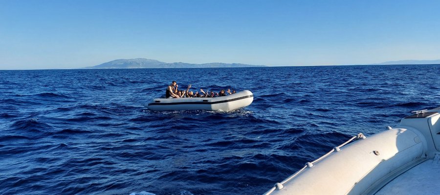 Εντοπισμός και διάσωση 14 ατόμων στo Πλωμάρι