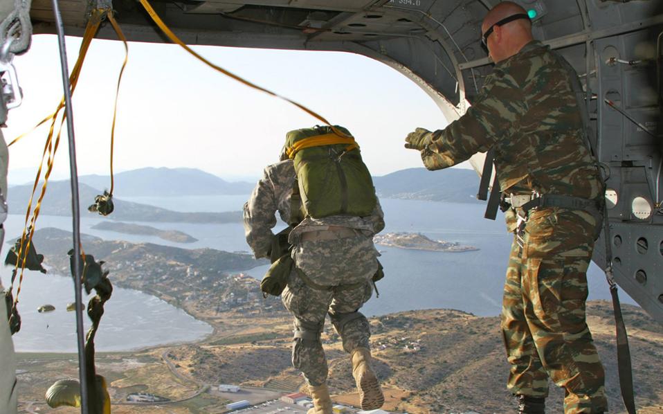 Σχολή Αλεξιπτωτιστών – Η ιστορία και η σκληρή εκπαίδευση