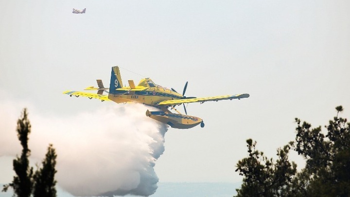 Η Κύπρος στέλνει πτητικά μέσα στην Ελλάδα για την αντιμετώπιση των πυρκαγιών