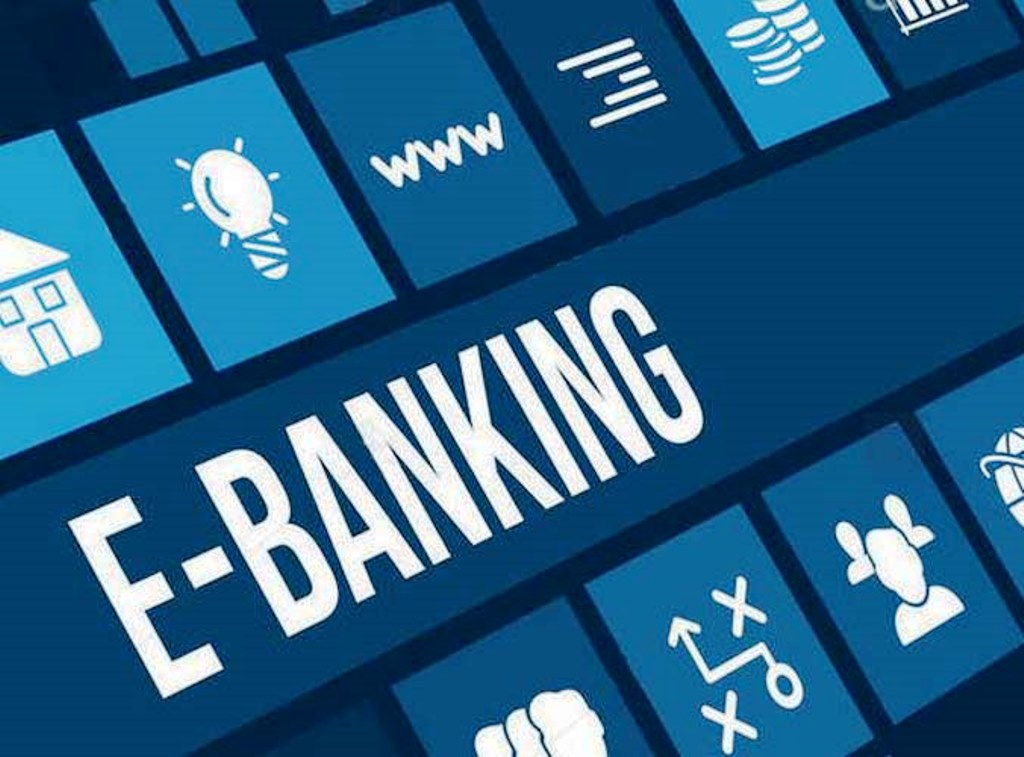 Έμπαιναν σε e banking και μετέφεραν τα χρήματα σε δικούς τους λογαριασμούς