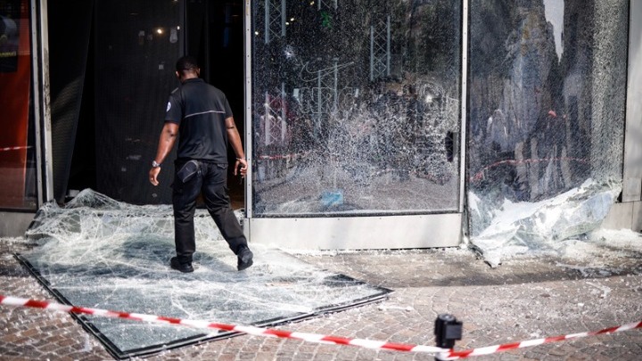 Στα 730 εκατ. ευρώ οι ζημιές που προκλήθηκαν από τις ταραχές στη Γαλλία τον Ιούνιο