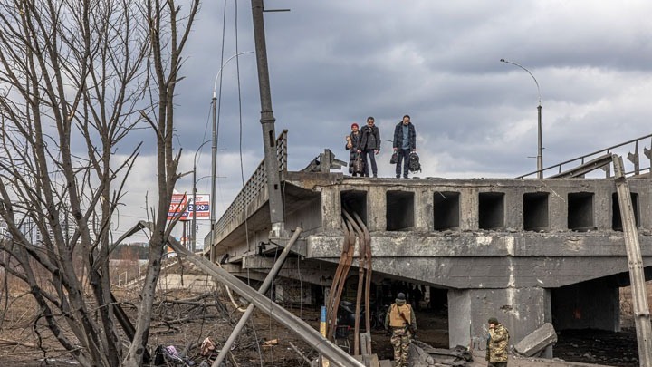 Τουλάχιστον 23 άμαχοι σκοτώθηκαν από πλήγμα ρωσικού πυραύλου στην Ουκρανία