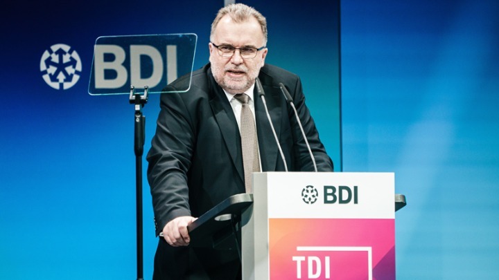 Πρόεδρος της BDI: Η ενεργειακή κρίση απειλεί την ίδια την ουσία της γερμανικής βιομηχανίας