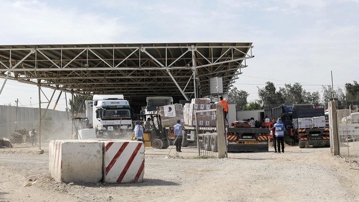 Βυτιοφόρο καυσίμων προερχόμενο από την Αίγυπτο εισήλθε στη Γάζα για πρώτη φορά από τις 7/10