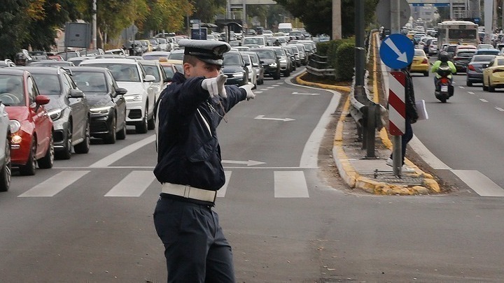 Κυκλοφοριακές ρυθμίσεις στην Αθήνα λόγω των εκδηλώσεων για το Πολυτεχνείο – Ποιοι σταθμοί του μετρό κλείνουν