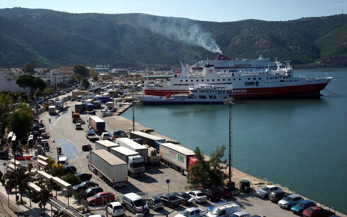 Δύο αλλοδαποί στο λιμάνι Ηγουμενίτσας προσπάθησαν να φύγουν με πλαστά διαβατήρια