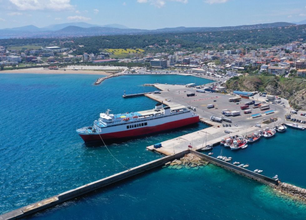 Συνελήφθη στη Ραφήνα αλλοδαπός που είχε κλέψει αυτοκίνητο από την Τήνο