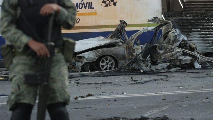 3 νεκροί, 10 τραυματίες στο Μεξικό σε βομβιστική επίθεση εναντίον αστυνομικών και εισαγγελέων