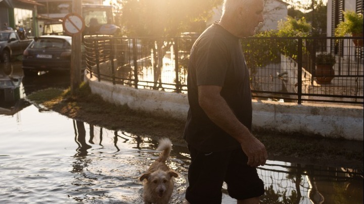 Ανοιχτή η πλατφόρμα arogi.gov.gr για τη χορήγηση ενισχύσεων για τους πληγέντες από τις πλημμύρες