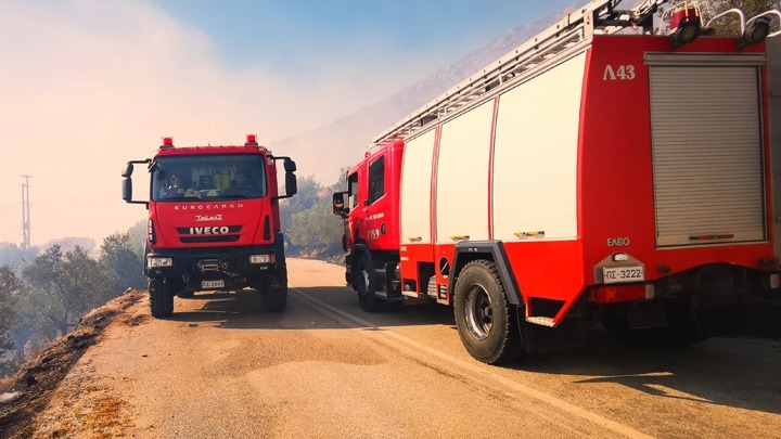 Σε εξέλιξη πυρκαγιές σε τρεις διαφορετικές εστίες στον Ασπρόπυργο