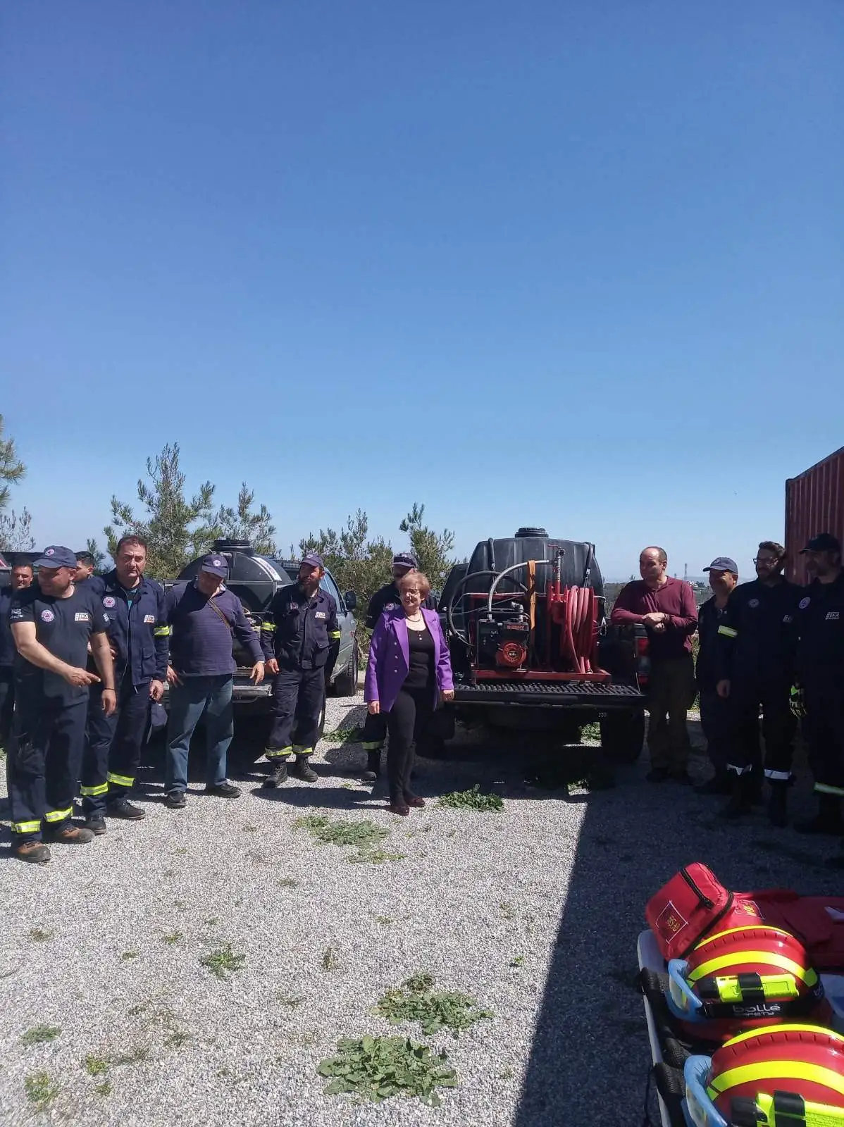 Με εξοπλισμό για ένα Πυροσβεστικό όχημα 4χ4 ενισχύει το έργο της Εθελοντικής Ομάδας «ΕΝΑ» 3ων Μοναστηριών» η Περιφερειακή Ενότητα Ρεθύμνης