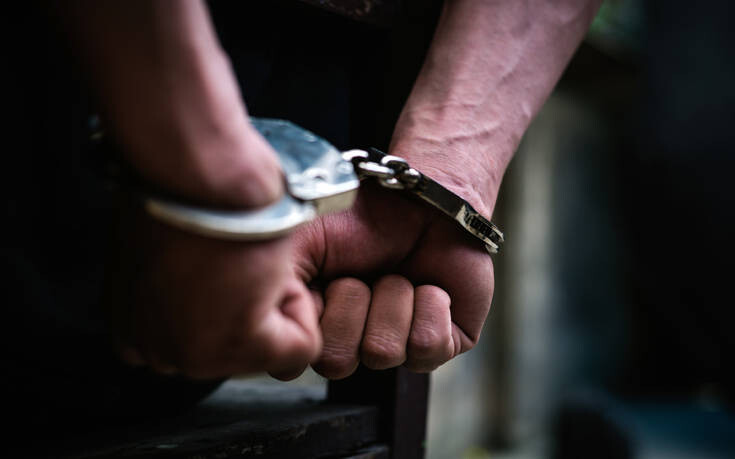 Σύλληψη άνδρα στο Δήμο Φαιστού για παραβάσεις της Νομοθεσίας περί όπλων