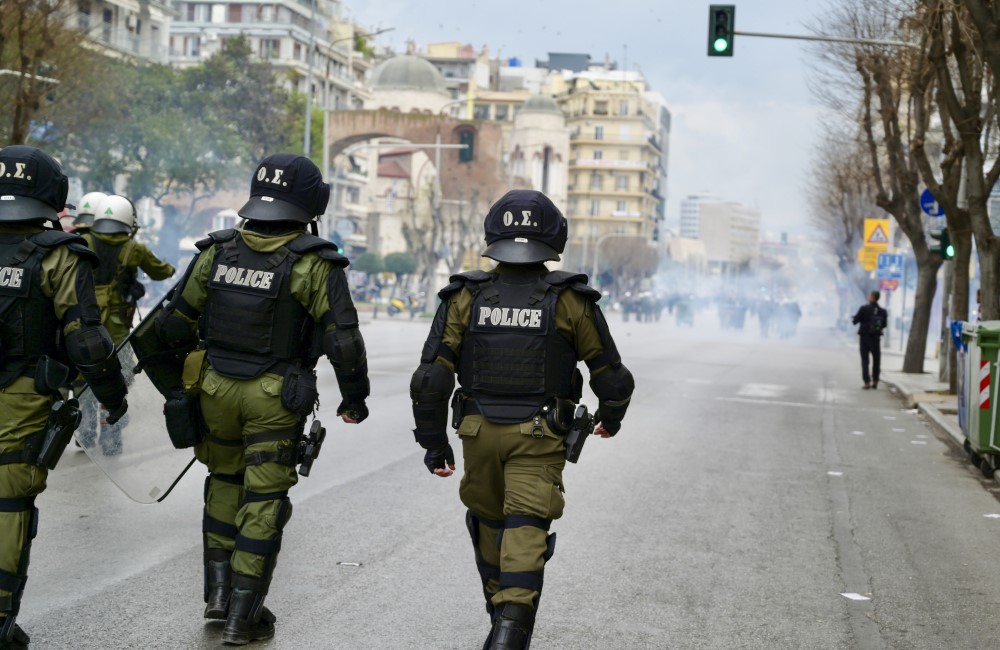 Τέσσερις προσαγωγές για τα επεισόδια στο κέντρο της Θεσσαλονίκης