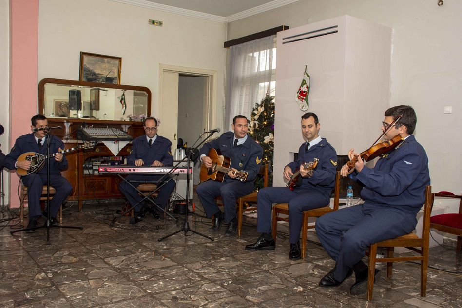 Πολεμική Αεροπορία: Κοινωνική Εκδήλωση στο Γηροκομείο Αθηνών