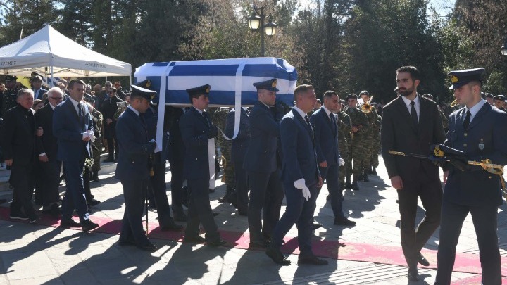 Με βαθύτατη θλίψη η Ελλάδα αποχαιρέτησε τον υποσμηναγό Μάριο-Μιχαήλ Τουρούτσικα