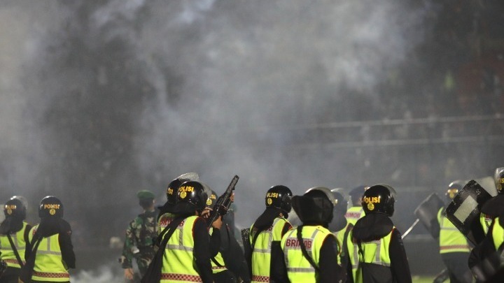 Σε 32 ανήλθε ο αριθμός των παιδιών που έχασαν τη ζωή τους στα επεισόδια έπειτα από ποδοσφαιρικό αγώνα