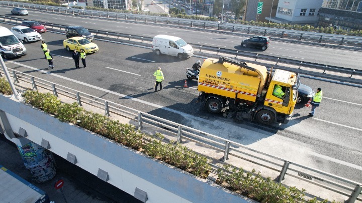 Άσκηση ετοιμότητας και συντονισμού από την περιφέρεια σε συνεργασία με την Τροχαία στη Λ. Κηφισού