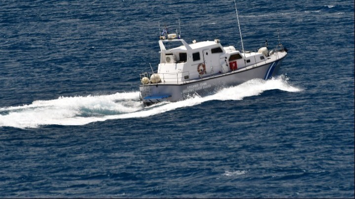 Τουλάχιστον 17 μετανάστες αποβίβασε ταχύπλοο σκάφος σε παραλία της Κω