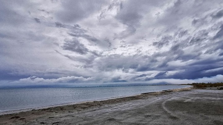 Βροχές και καταιγίδες σήμερα σε μεγάλο μέρος της χώρας