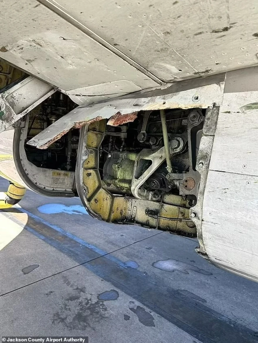 Boeing στο Όρεγκον έχασε εξωτερικό κομμάτι της ατράκτου κατά τη διάρκεια της πτήσης