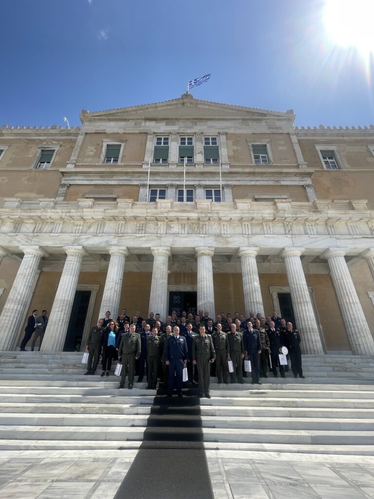 Επίσκεψη της 76ης ΕΣ ΦΔΠ στη Βουλή της Ελλάδος
