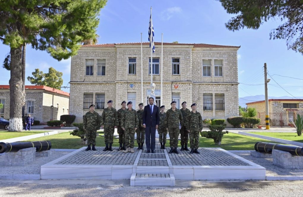 Επίσκεψη ΥΦΕΘΑ Γιάννη Κεφαλογιάννη στο 2/39 Σύνταγμα Ευζώνων