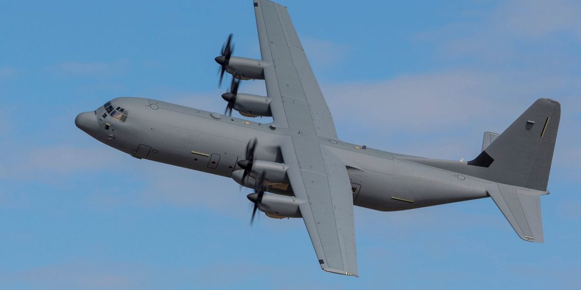 C-130J vs C-390 Millenium: Μάχη «γιγάντων» για το επόμενο μεταφορικό της Πολεμικής Αεροπορίας