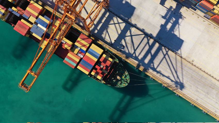 210 κιλά κοκαΐνης μέσα σε κοντέινερ με γαρίδες στο λιμάνι του Πειραιά εντόπισαν οι Αρχές