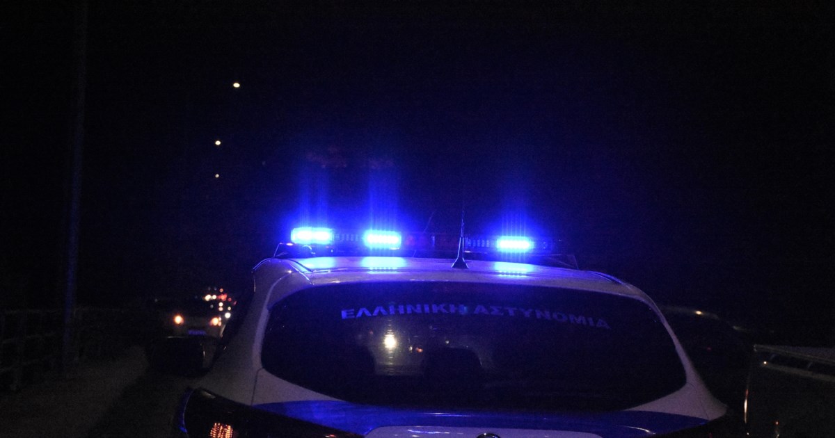 Θεσσαλονίκη: Σωτήρια επέμβαση αστυνομικών και πυροσβεστών για 82χρονη που απειλούσε ότι θα αυτοκτονήσει