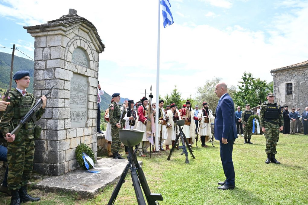 Παρουσία ΥΕΘΑ Νίκου Δένδια στις εκδηλώσεις τιμής και μνήμης για το Ολοκαύτωμα στο Σούλι