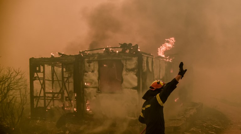 Πρώην αντιδήμαρχος Πολιτικής Προστασίας θα δικαστεί ως εμπρηστής για τις καταστροφικές φωτιές του 2021 στα Βίλλια