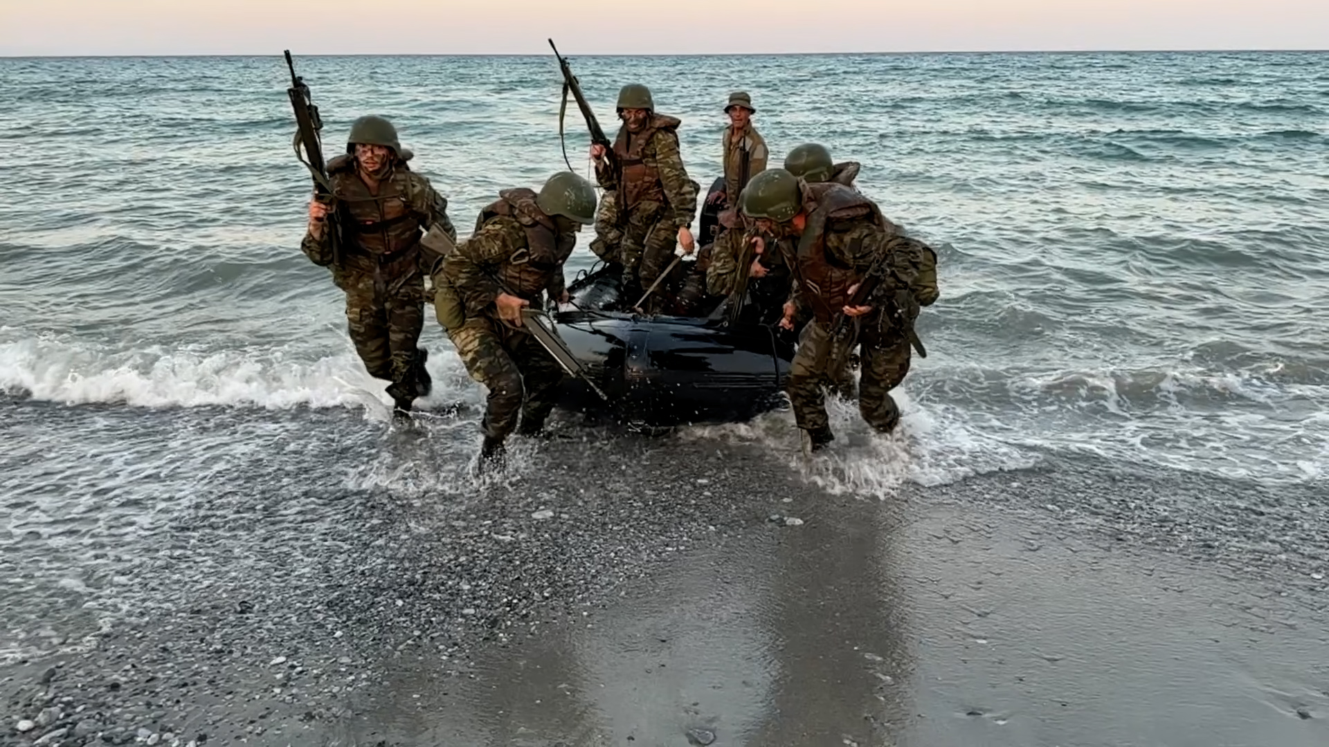 Θερινή Εκπαίδευση της Στρατιωτικής Σχολής Ευελπίδων (βίντεο)