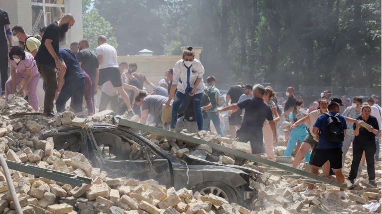 Έγκλημα πολέμου η ρωσική επίθεση στο νοσοκομείο παίδων του Κιέβου, λέει η Ρώμη