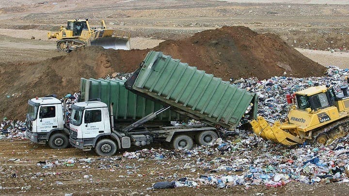 Θανάσιμος τραυματισμός οδηγού απορριμματιφόρου στον ΧΥΤΑ Φυλής