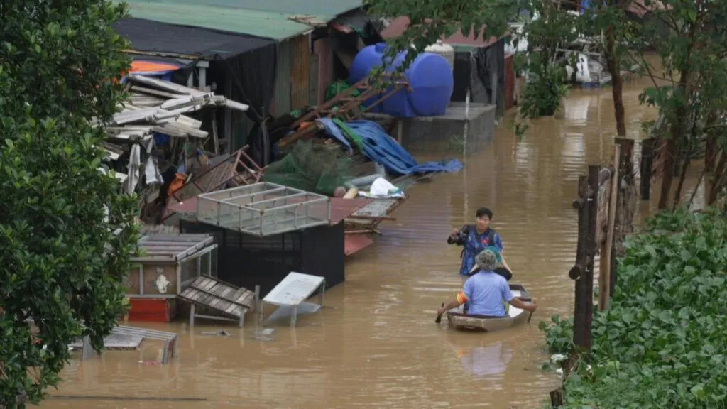 143 νεκροί και 58 αγνοούμενοι στο Βιετνάμ, εξαιτίας του τυφώνα Γιάγκι
