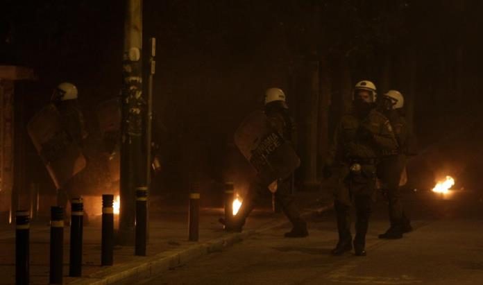 Ένταση μετά την ολοκλήρωση πορείας για τον θάνατο κρατούμενου σε αστυνομικό τμήμα της Αθήνας