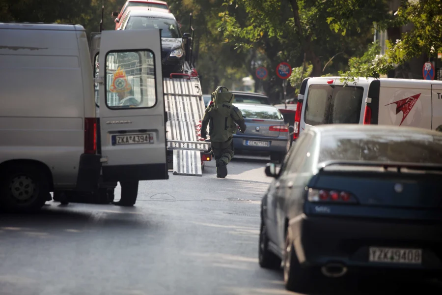 Φάρσα οι απειλές για βόμβες σε κεντρικά σημεία της Αθήνας