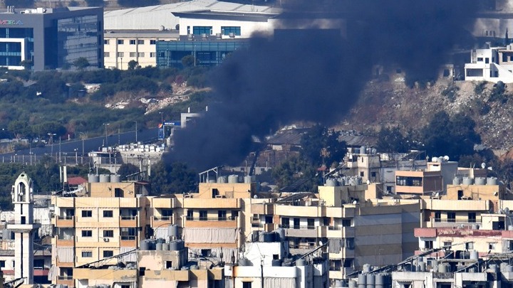 Αλλεπάλληλοι βομβαρδισμοί του Ισραήλ στην πρωτεύουσα του Λιβάνου