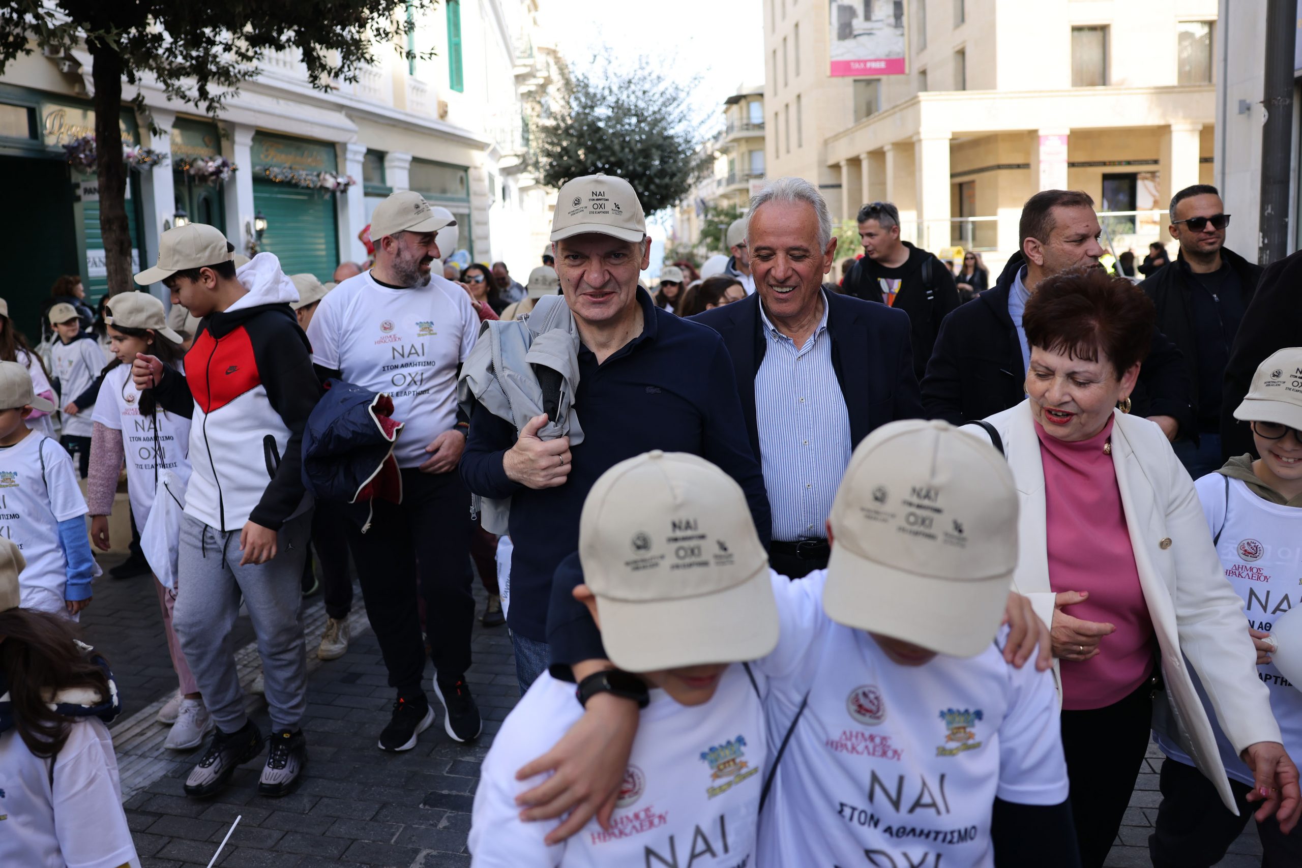 Αλέξης Καλοκαιρινός: Πρέπει να δίνονται οι ευκαιρίες στους ανθρώπους από μικρή ηλικία να κάνουν επιλογές που τους απομακρύνουν από τις εξαρτήσεις (βίντεο)